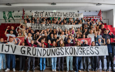 DER INTERNATIONALE JUGENDVERBAND HAT SICH GEGRÜNDET!