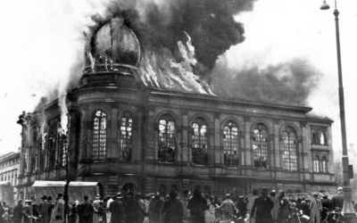 NIE WIEDER FASCHISMUS! NIE WIEDER KRIEG!